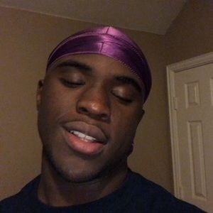 Meet your Posher, Cameron